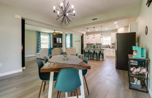 Spacious Yard, Games and Fire Pit Grove Home Rental - Foto 6