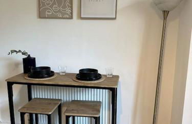 5min to Huddersfield Royal Infirmary Hospital - Foto 6