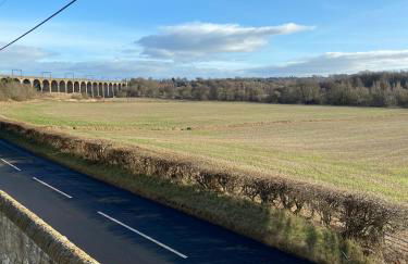 Peaceful Shepherd’s Hut in beautiful countryside. - Foto 18