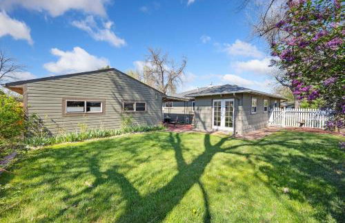 Magnolia Hideaway Pet Friendly with Fireplace - Foto 17