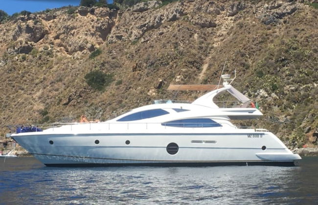 Italy Luxury Yacht Charter - Photo 7