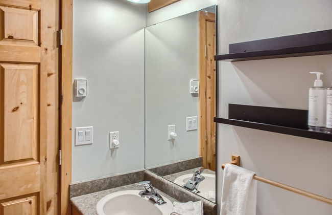 Snowy Creek by Okanagan Premier - Foto 19