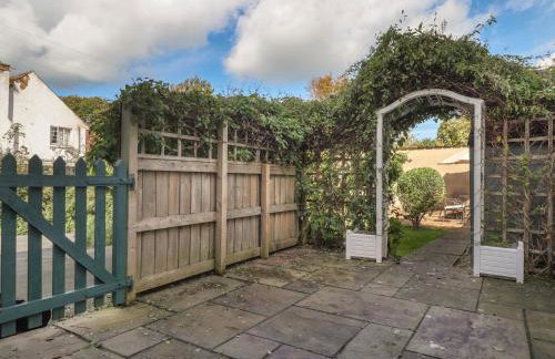 Y Bwthyn, Newport - Foto 16