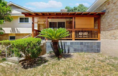 Yellow Stone: Chef's Kitchen, Patio & Location - Foto 5