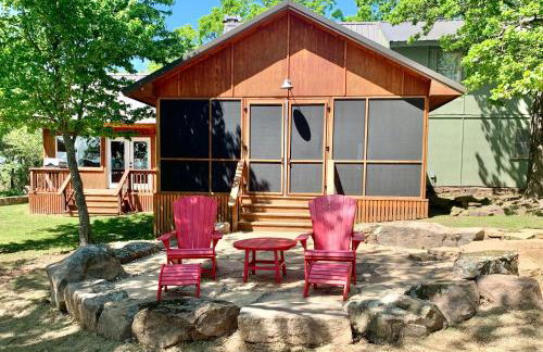 Blufftop Cabin Retreat Hot Tub and Fall Views! - Foto 38