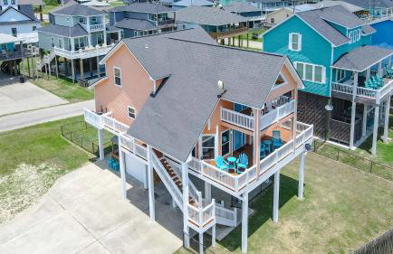 Beautiful Front Row Views - Tiki Bar - Playground - Foto 28