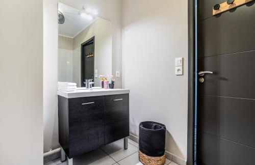 2 bright bedrooms, terrace & parking, near Geneva - Foto 6