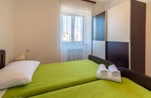 Holiday apartment Angelina with Seaview and swimming pool - Photo 24