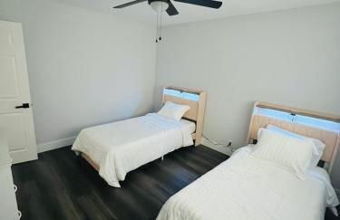 Vacation-Poppy Fields, Antelope Valley & Aerospace - Foto 8