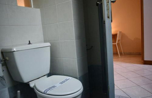 EviaXL Studios - Photo 6