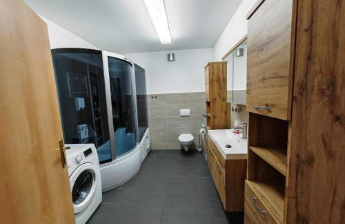 Apartment E2 - Gut ausgestattete 3-Zimmerwohnung 64 qm, für 1-3 Personen 1 DZ 1EZ - Foto 12