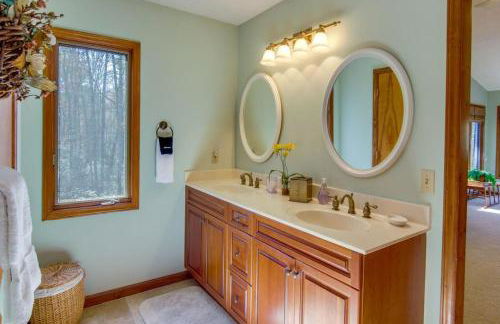 Peaceful Sapphire Cabin with Mountain Views - Foto 18