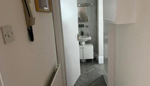 Stylish 1BR Teddington Flat Near Thames River - Foto 5