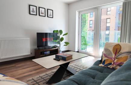 The Ivy Abode, Stylish 2-Bed Apartment Free Parking - Foto 1