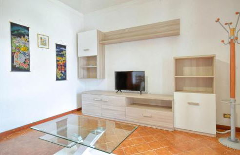 2 Bedroom Lovely Apartment In Cembrano - Foto 13