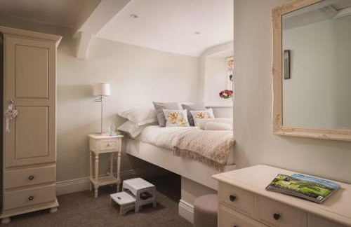 Crow Hall - Luxury Holiday Accommodation - Photo 16