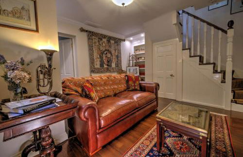 Beautiful period cottage, exceptional riverside location in the heart of Chester - Photo 26