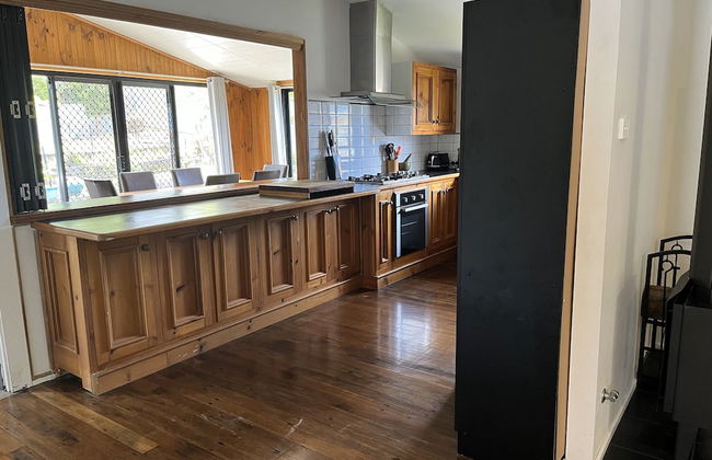 4 Bedroom Family Friendly Retreat - Photo 6