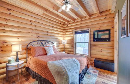 Modern Log Cabin with Rec Room, Steps to Lake! - Foto 14