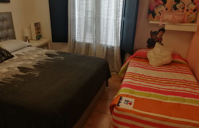 Velez Nazari - Photo 26