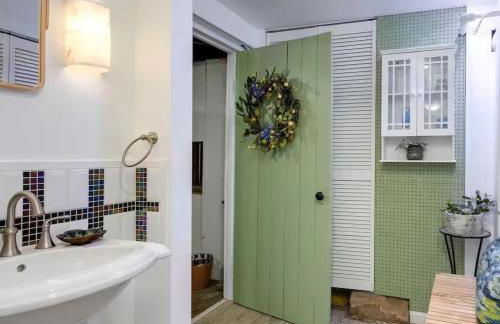 Historic Tudor with River Views & Fun Gaming Room - Foto 37