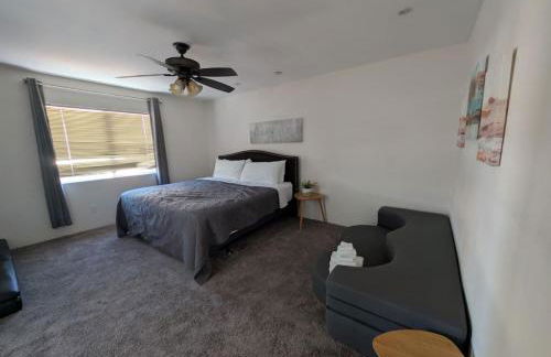 The Desert Jewel Pool Spa And Coachella Retreat - Photo 27