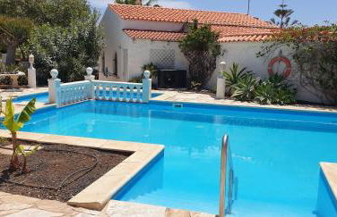 Villa Océano with private heated pool, aircon and Seaview - Photo 37