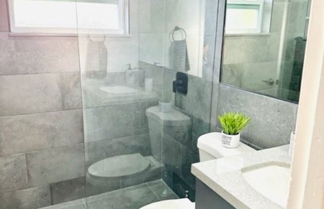 BnB Hyperion Spacious 2b1b Getaway Near Beach - Foto 19