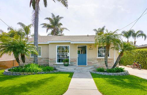 Ultimate Beach Bungalow - 1 block from beach - huge backyard - Foto 1