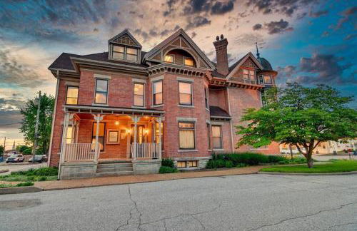 The Bressmer - Entire House - Photo 32