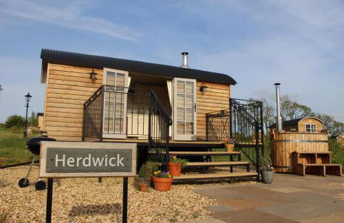 Fair Farm Hideaway - Photo 10