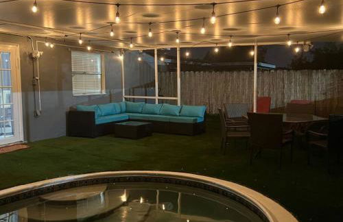 Royal Luxe Pool Home near Ft Laud airport and each - Photo 65