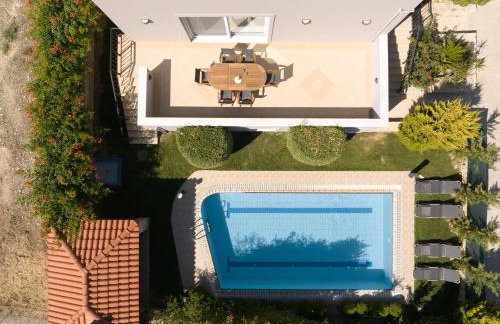 Christina Villas, Steps to Sandy Beach, By ThinkVilla - Photo 10