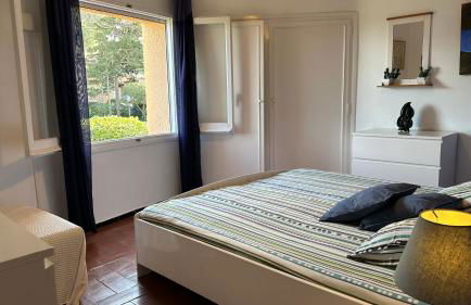 Apartamento con jardín a 11 metros de la playa. CG. - Foto 24