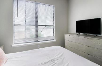 Landing Stylish 2BD Pool Gym - Foto 12