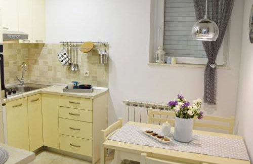 Villa Ana Apartments - Photo 56