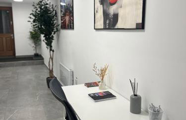 West Hampstead 3BR - with Fast WiFi - Sofa Bed & Workstation - Foto 21