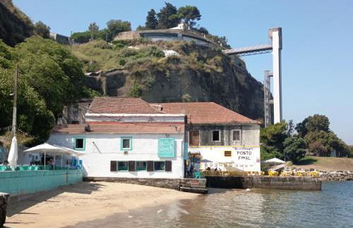 Cacilhas Riverside Lisbon Apartment - Foto 29