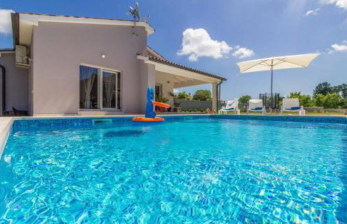 Three-Bedroom Holiday Home In Cetinici - Foto 4