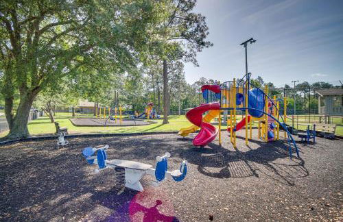 Charming Diamondhead Home with Private Yard! - Foto 40