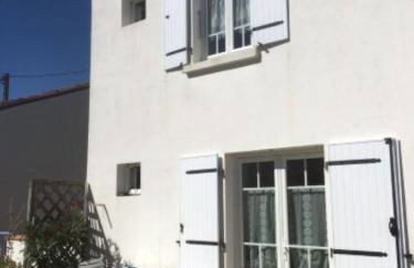 Maison de pays à 2 pas de la mer et du centre - Photo 1