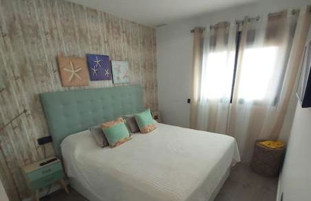 Torre D'Arenas, playa Victoria, piscina y parking - Photo 19