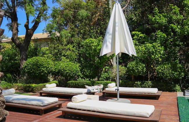 Luxurious Coastal Villa with Pool - Foto 54