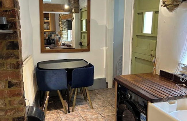 Quaint High Street Cottage in Northampton - Foto 11