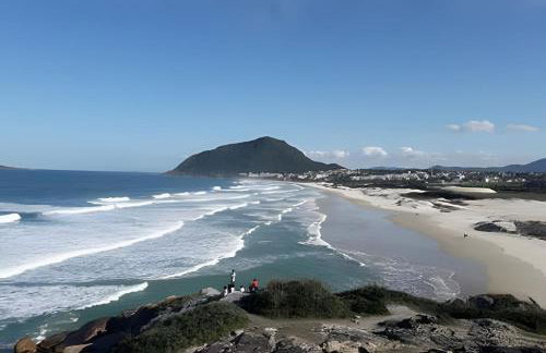 Casa 2 quartos, 6 pessoas, perto da praia, ar condicionado, wi-fi, cozinha completa, lavanderia, - Foto 41