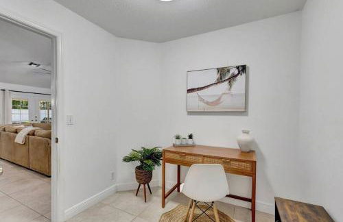 Hottub! Mini Golf! Water Access! Pets! 5min beach! - Foto 40