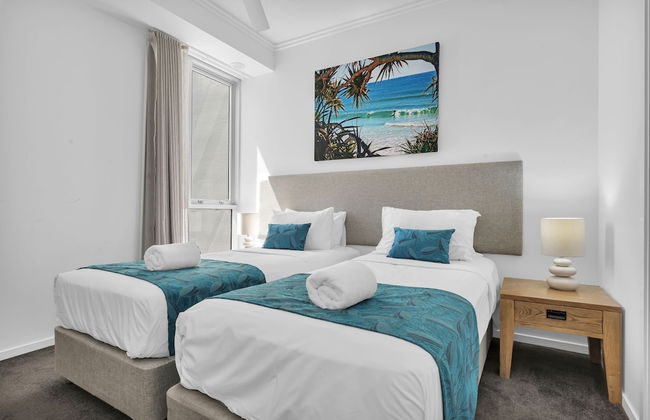 Reflection Tower Two - Foto 16