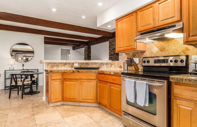 Serenity Retreat Sedona Hot Tub Games Firepit - Photo 11