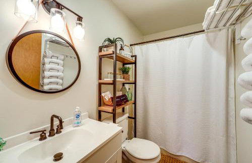 Walk to Owasco Lake Auburn Home with Hot Tub - Foto 12