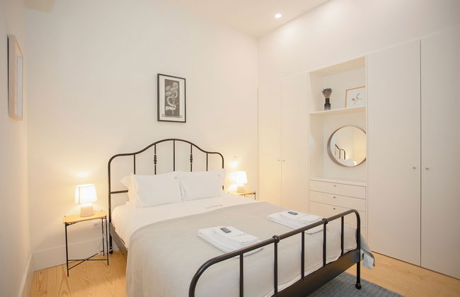 Liiiving in Porto - Haven Pool Apartment - Photo 8